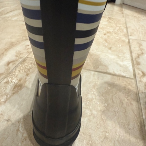 Pendeleton Mid Rain Boot with Stripes, Sz 7, Gently Worn - Picture 5 of 9